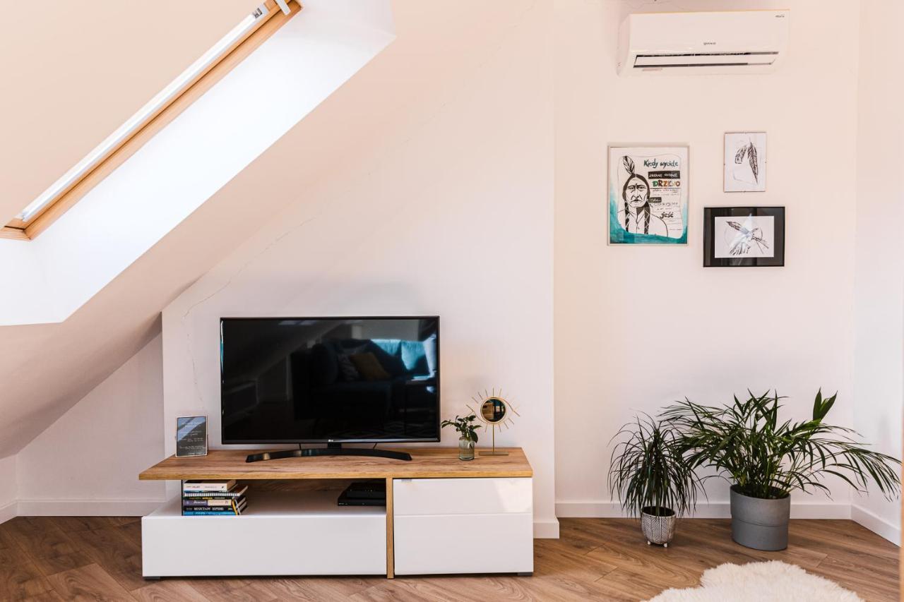 Apartament Dobre Miejsce 2 Ustrzyki Dolne Esterno foto
