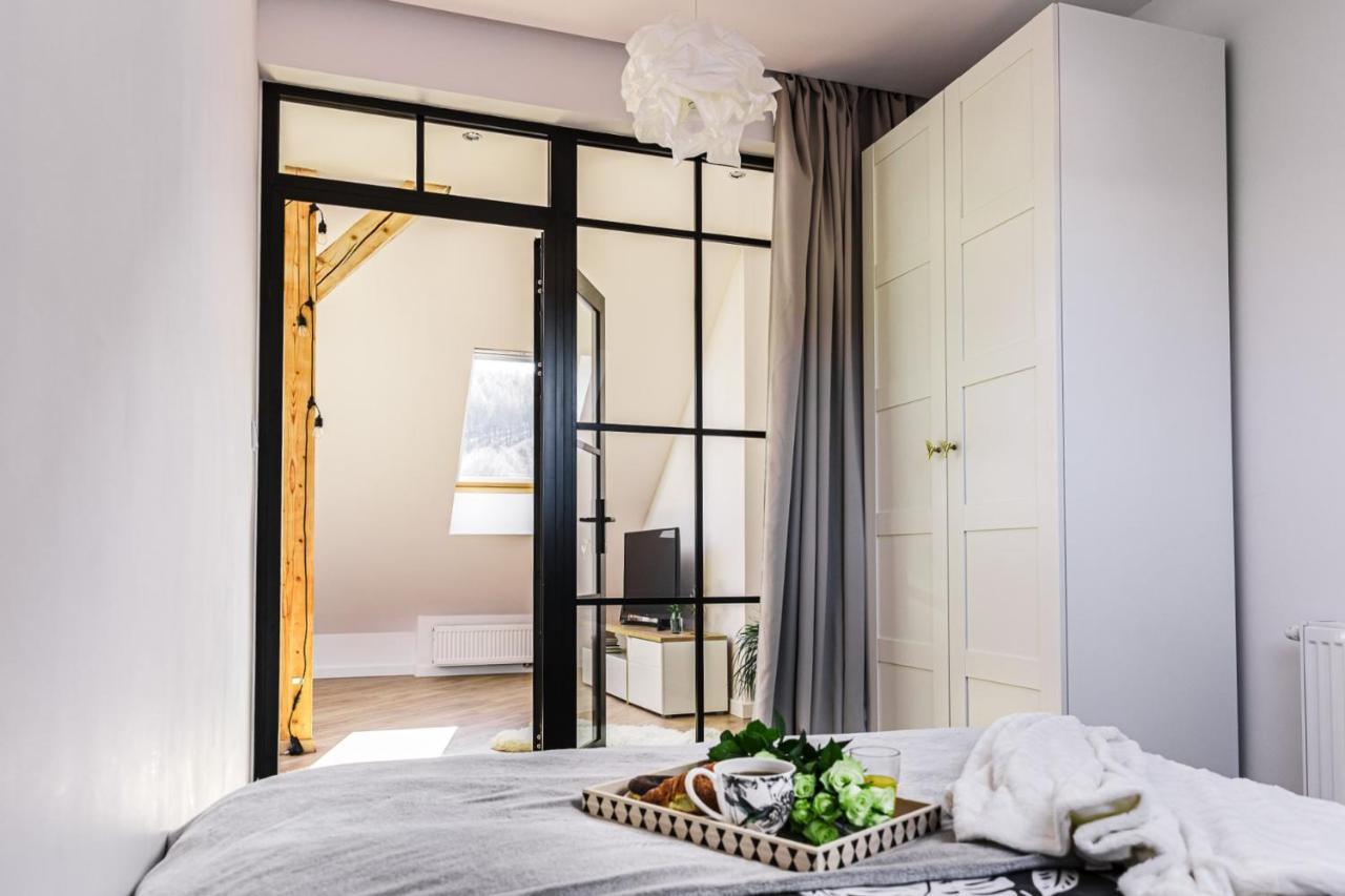 Apartament Dobre Miejsce 2 Ustrzyki Dolne Esterno foto